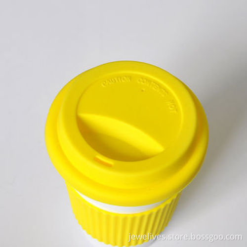 Porcelain Coffee Cup with Silicone Lid and Band